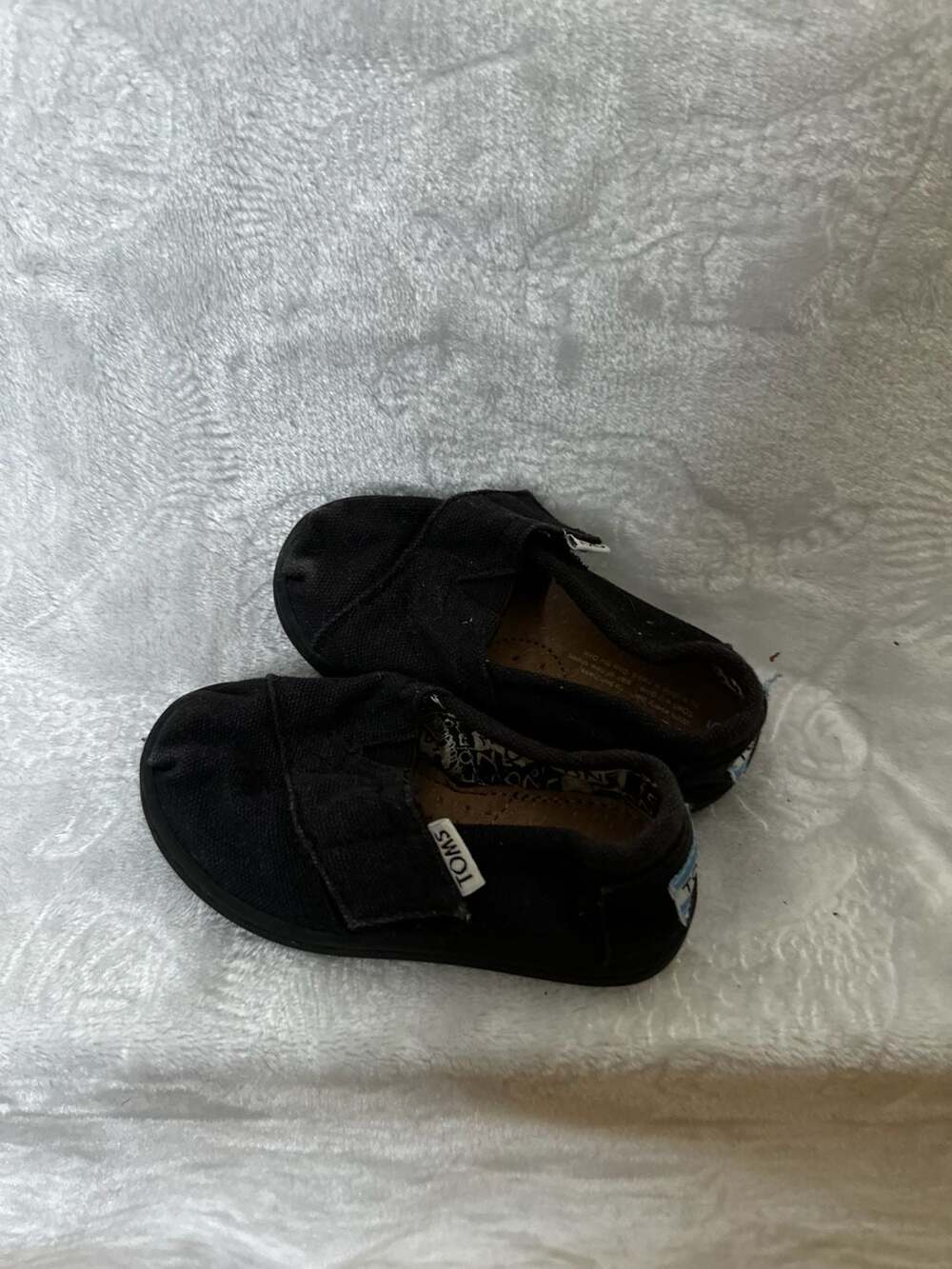 TOMS Toddler Classic Canvas Slip-On Shoes, Black, Size T5